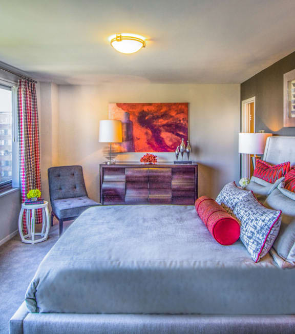 Crystal House Apartments in Arlington, Virginia Model Bedroom