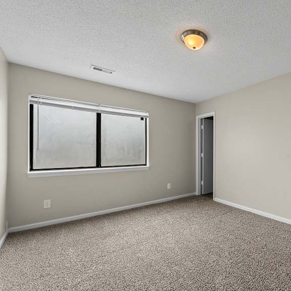 Spacious unfurnished room at Central Oaks Apartments, Summerville, SC, 29483