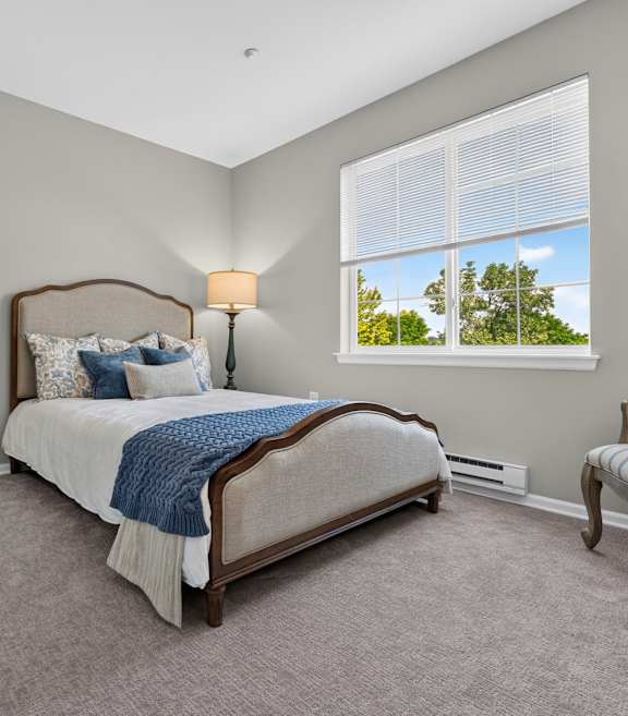 Bright Library at Lakeview Senior Living, Lakewood