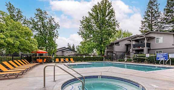 Hot tub at Bent Tree