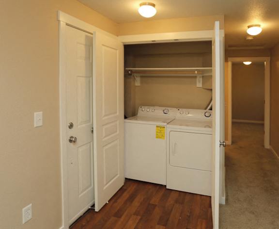 Washer Dryer In Unit at Commons at Dawson Creek Apartments, Hillsboro, OR
