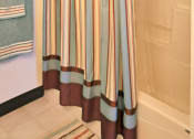Thumbnail 12 of 14 - bathroom tub