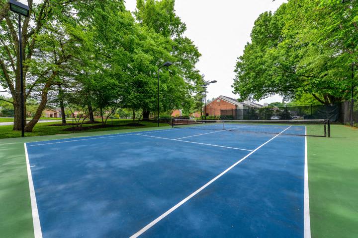 Waterford Place outdoor sports court - Louisville, KY