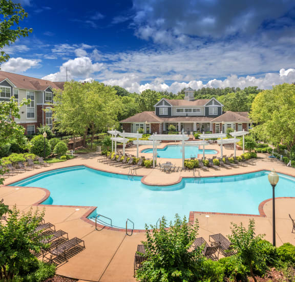 The Cove at Priest Lake Apartments in Hermitage, TN