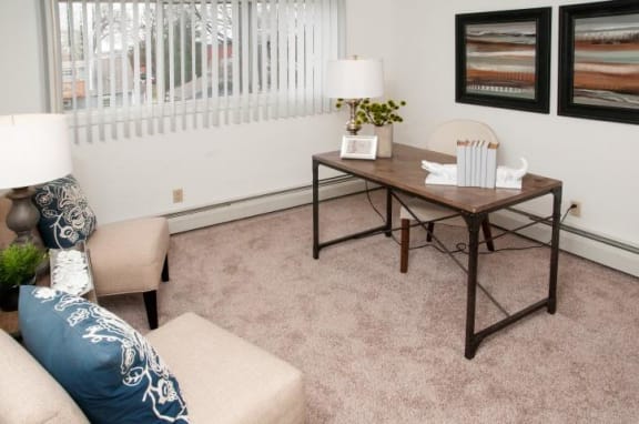Second Bedroom Office Space with Light Walls and Beige Carpet at 8920 Wentwoth Apartment in Bloomington, MN