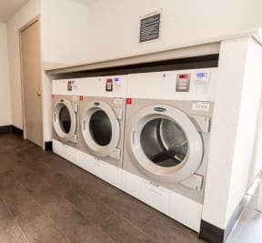 Kent Apartments - Driftwood Apartments - Laundry