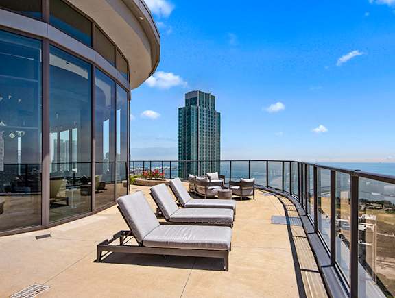 Rooftop Lounge and Terrace at 1001 South State, Chicago, IL