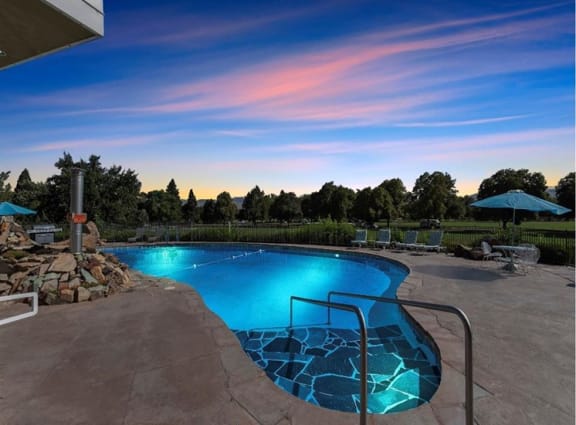 Pool at Parkview Apartments in Boise, ID 83706