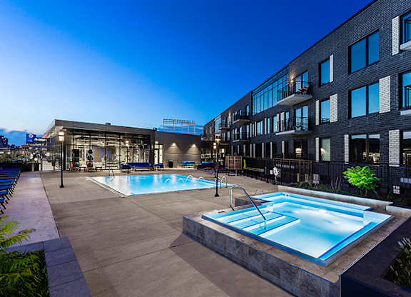 Hot Tub -Pool at Residences at Addison Clark Apartments, Illinois, 60613