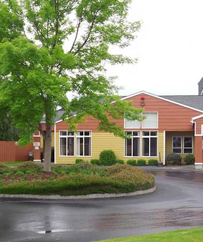 SuncrestVillage_Flash_MainBuilding