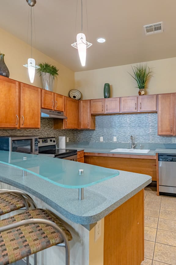 Broadstone Colonnade Apartments in San Antonio, TX Clubhouse Kitchen