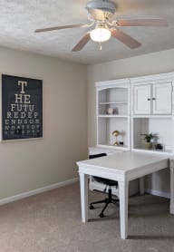 Spacious Living Room at Chestnut Ridge Apartments, Pittsburgh