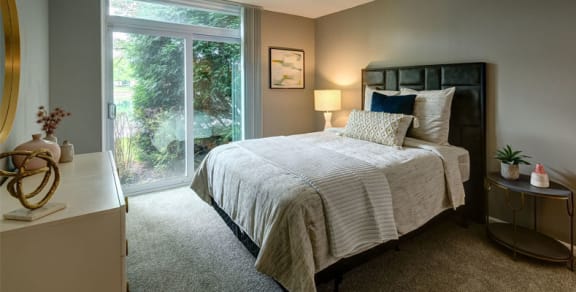 Bedroom with Sliding Doors Outside at Foxboro Apartments, Wheeling, 60090