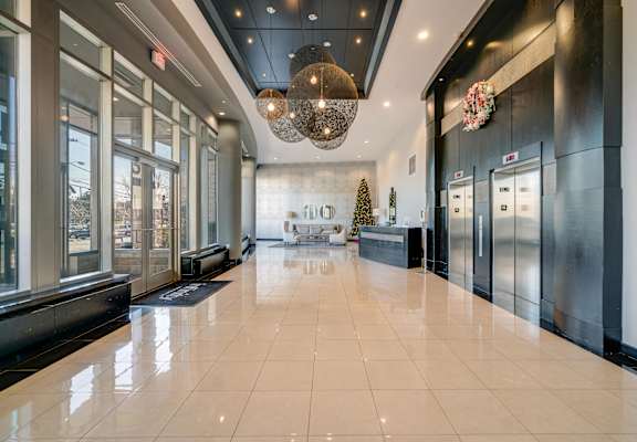 a view of the lobby at the bradley braddock road station apartments at Infinity Edgewater, Edgewater, NJ