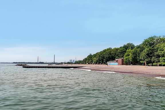 Lake at Queen St East in Scarborough, ON