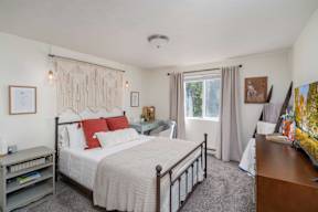 Large Bedroom at Ironwood Apartments, Coeur dAlene, ID
