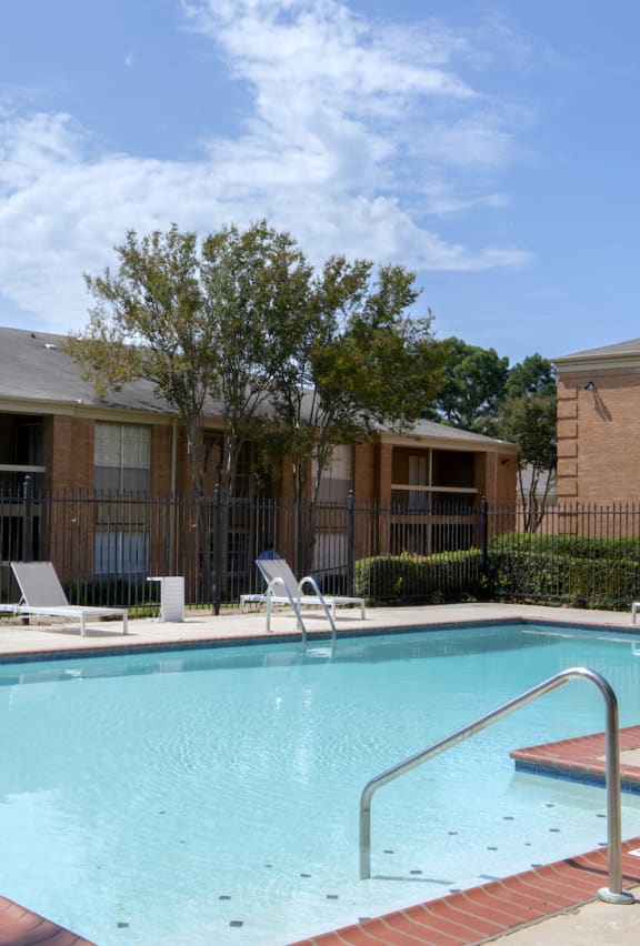 Apartments in Jackson, MS Hampton House Apartments