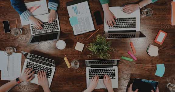 Coworking at Aviva Apartments in Gresham Oregon