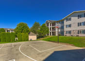 Thumbnail 6 of 14 - Basketball Court at SILVER CREEK, Pasco, WA, 99301