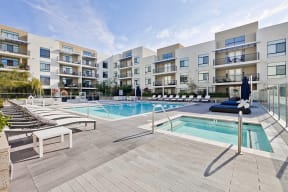 Campbell Apartments-Revere Campbell Swimming Pool with a Jacuzzi and Cozy Lounge Seating
