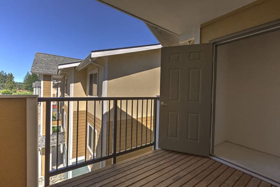 Balcony Closet at Quilceda Creek, Marysville, Washington