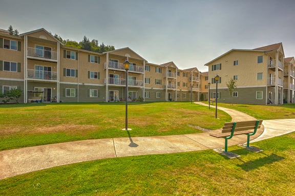 Outdoor at VINTAGE AT CHEHALIS Apartments, Chehalis 