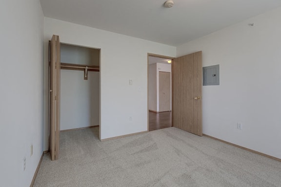 bedroom view at VINTAGE AT HOLLY VILLAGE SENIORS Apartments, Everett, Washington