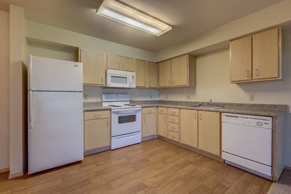 Spacious Kitchens at VINTAGE AT SPOKANE, Washington, 99208