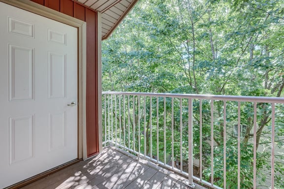 Private balcony at THE TIMBERS BY VINTAGE, Washington