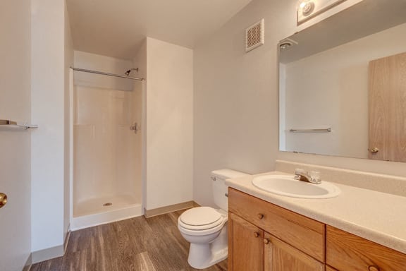 bathroom at THE TIMBERS BY VINTAGE, Arlington, 98223