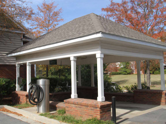 Resident Car Care Center with Apartments in Austell GA