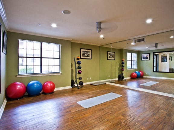 Exercise room with yoga at apartments near DFW