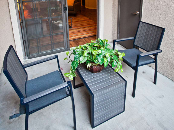 Patio and balcony at Dallas apartments near the Galleria