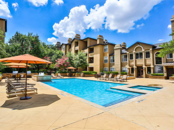 Pool sundeck at Dallas apartment 75254