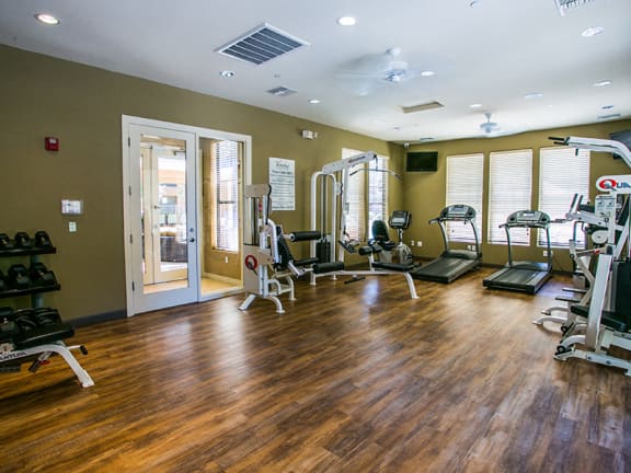 Fitness Center with Free Weights at Mesa, AZ Apartment Near Phoenix