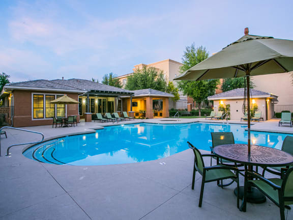 Luxurious Swimming Pool with Lounge Seating at Apartment Near Phoenix and the Arizona 101 Loop