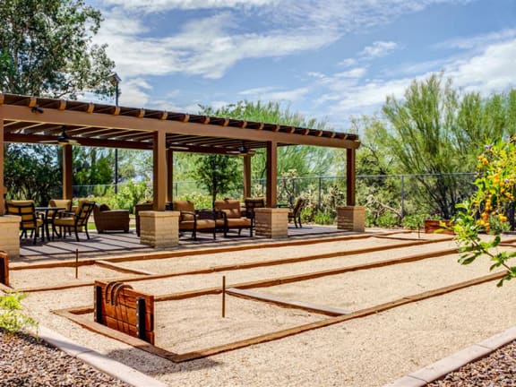 Marana AZ Apartments with Horseshoe Pits
