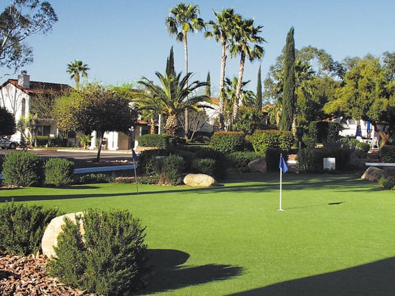 Putting Green for Golf at Best Apartments in Tucson