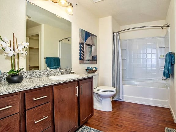 Stylish Upgraded Granite Countertops in Best Apartments in Longmont CO
