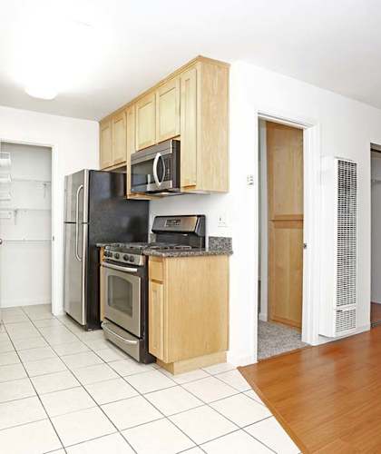 Kitchen with appliances at PARKSIDE BRENTWOOD, Brentwood, 94513