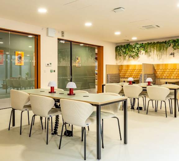 Alma-Court_home_1_Image
