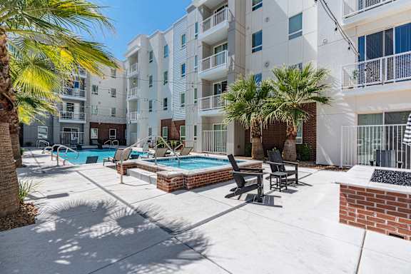 Stunning Pool View With Palms 605 Place Student Housing & Co-Living, St George, 84770