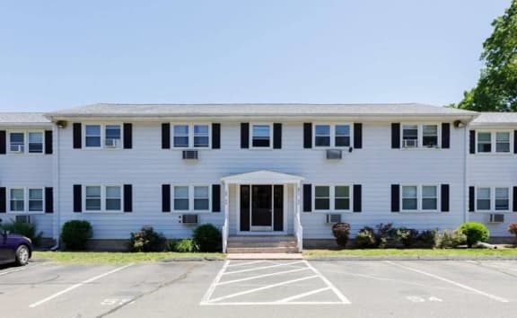 Exterior View at Fox Hill Commons, Vernon