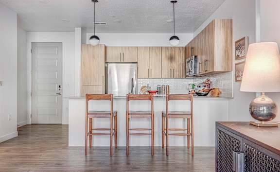 Bar Seating  at The Foundry Apartments & Townhomes, Billings