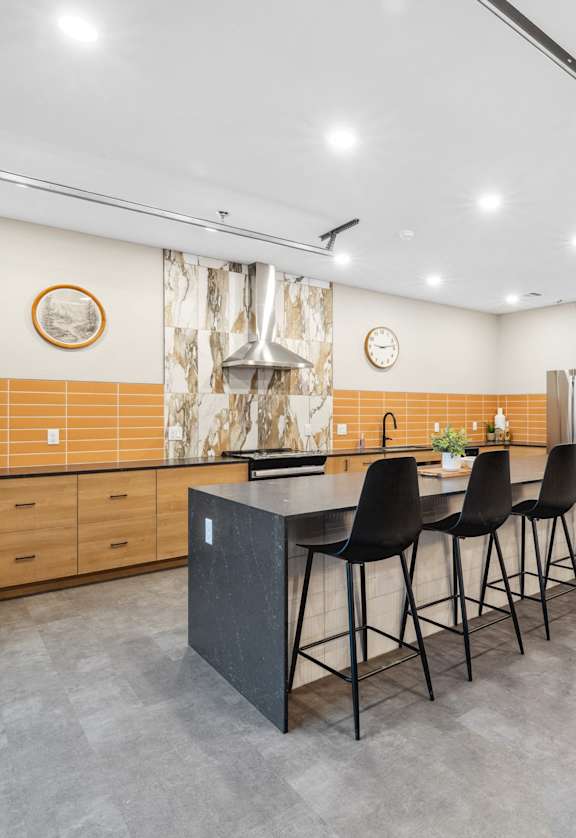 the preserve at ballantyne commons cyber lobby with bar stools