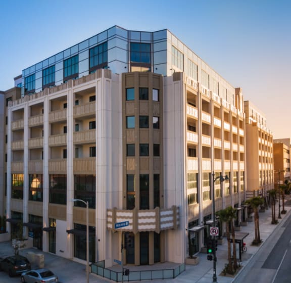 Exterior View  at The Mansfield at Miracle Mile, California, 90036