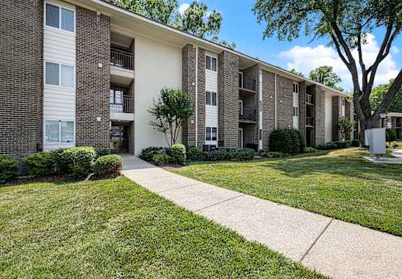 our apartments feature a spacious sidewalk in front of our building
