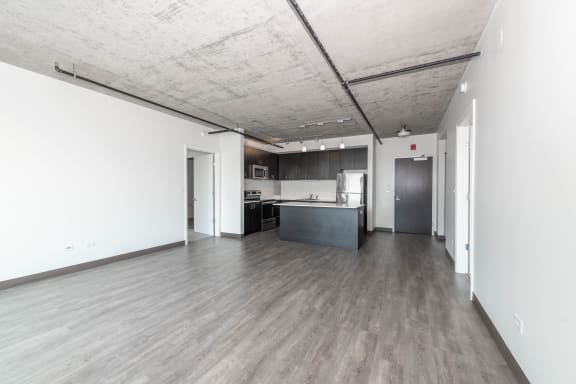 Gigantic living room area with great room feel at Lakeview 3200 Apartments, Chicago, Illinois