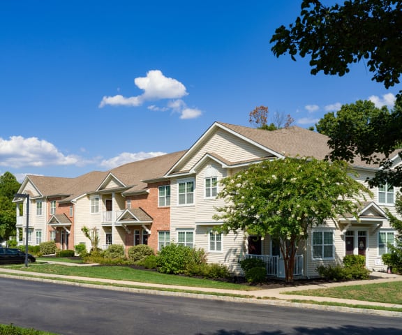 75 Home Design Ideas You'll Love - March, 2026 | Houzz - Green Luxury Apartment Living