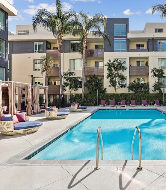 Fusion Encore swimming pool